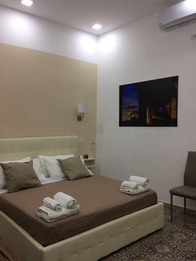 Decumani Prestige Bed & Breakfast Napoli Ngoại thất bức ảnh